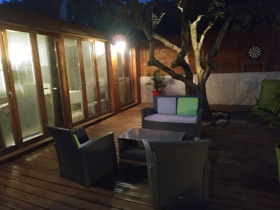 Апартаменти Studio Jacuzzi Prive A 8 Min A Pied De La Plage Ла-Сьйота Екстер'єр фото